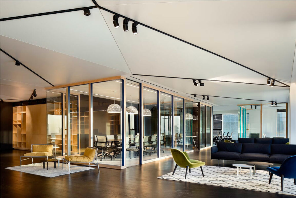 Triangular ceilings in office — Saros Design